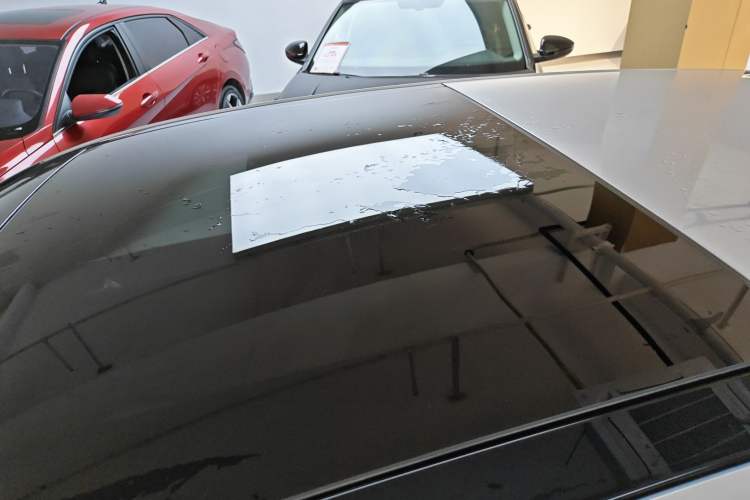 Used Volkswagen Golf 2014 1.4TSI Automatic Comfort Model Roof