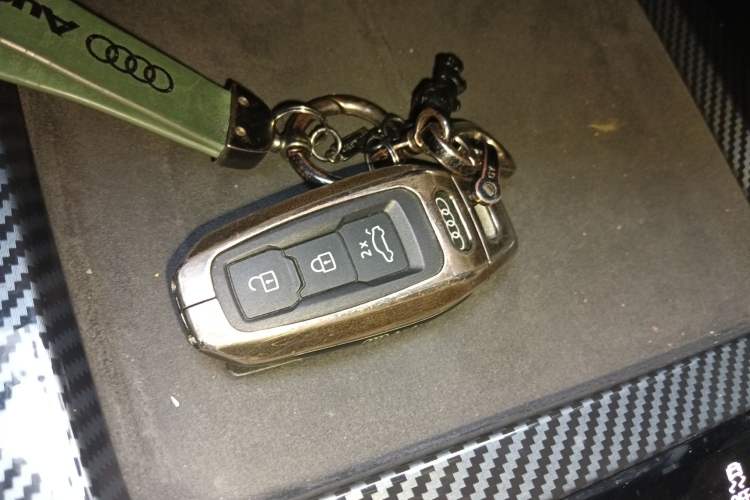 Used Audi A5L Sportback 2026 Model Range: TFSI quattro 150kW Red Fortune Limited Edition
