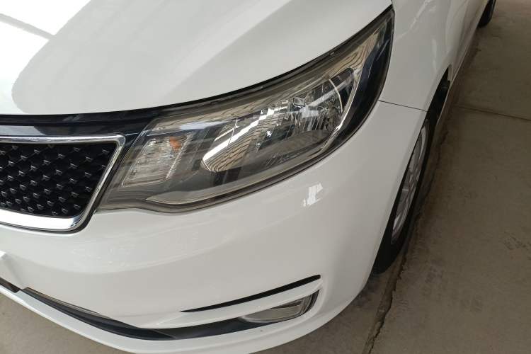 Used Kia K2 2015 Sedan 1.4L Automatic GLS Left Front Headlight