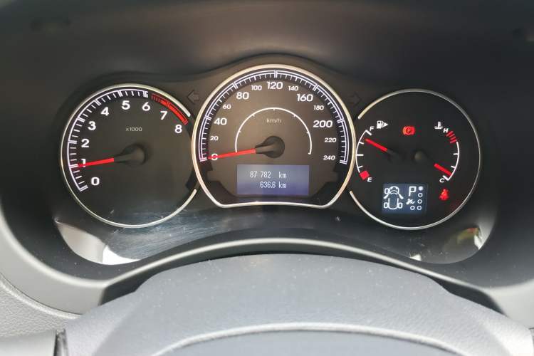 Used Renault Koleos 2012 2.5L Two-Wheel Drive Comfort Edition with Navigation
