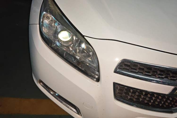 Used Chevrolet Malibu 2014 2.0L Automatic Comfort Edition Right Front Headlight