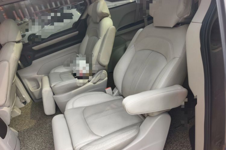 Used SAIC MAXUS G10 2014 2.0T Automatic Luxury Executive Edition