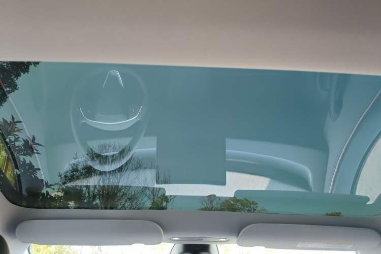 Used Tesla Model 3 2025 Rear-Wheel-Drive Version
