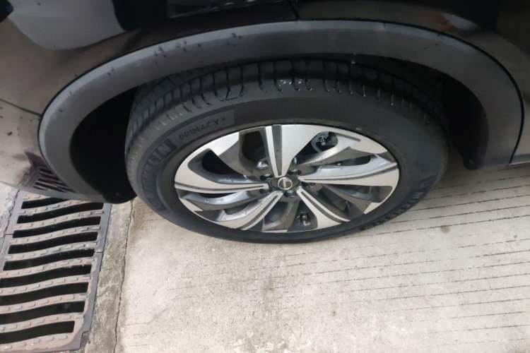 Used GAC Trumpchi GS4 2020 270T Automatic Smart Connectivity Edition Right Rear Wheel Hub