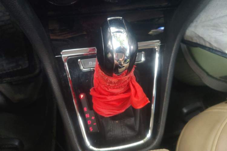 Used Volkswagen Bora 2014 1.6L Automatic Fashion Model
