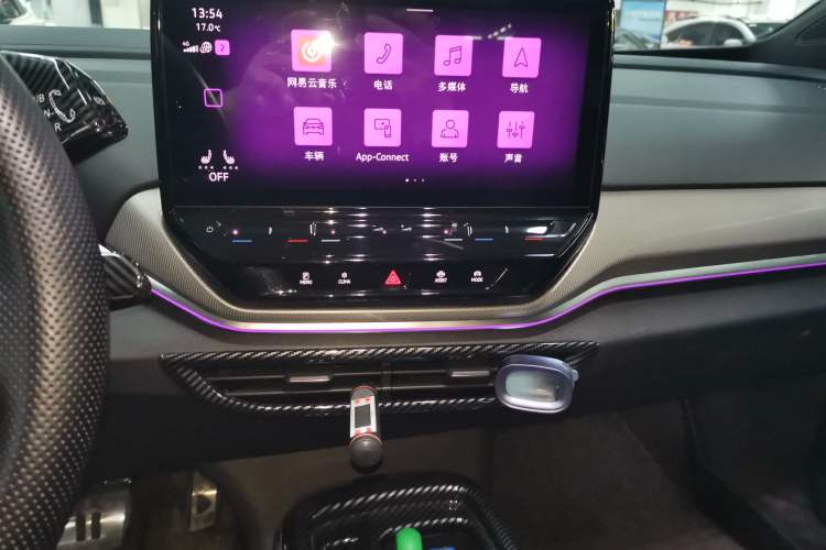 Used Volkswagen ID.4 CROZZ 2021 Long-Range PRO Two-Wheel Drive Version Audio And AC Panel