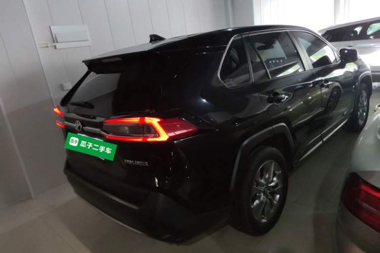 Used Toyota Wildlander 2021 2.0L CVT Two-Wheel Drive Luxury Edition
