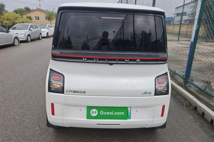 Used Wuling Air ev 2023 - Four Seats - Standard Edition