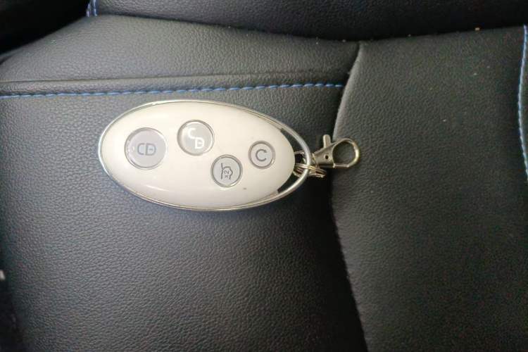 Used BYD Yuan New Energy 2018 EV360 Smart Connect Cool Edition Vehicle Key