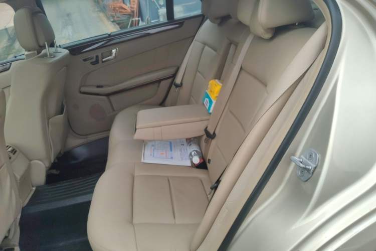 Used Mercedes-Benz E-Class 2010 E 260 L CGI Elegant Model