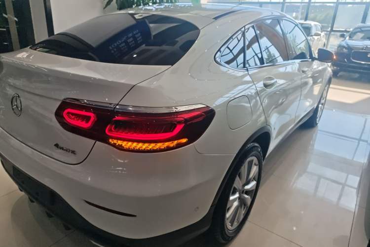 Used Mercedes-Benz GLC Coupe 2021 GLC 260 4MATIC Coupe SUV