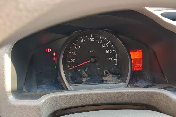 Used Nissan NV200 2016 Revised Version 1.6L CVT Luxury Edition