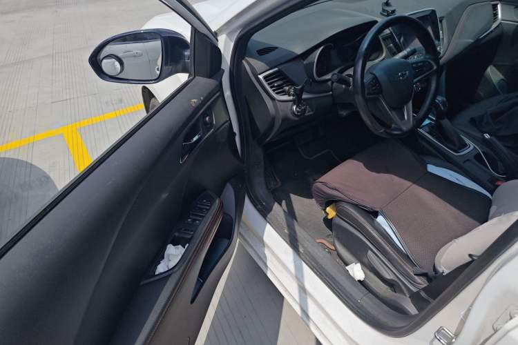 Used Chevrolet Monza 2019 RS 330T Automatic Comfort Edition China VI Standard Driver Seat