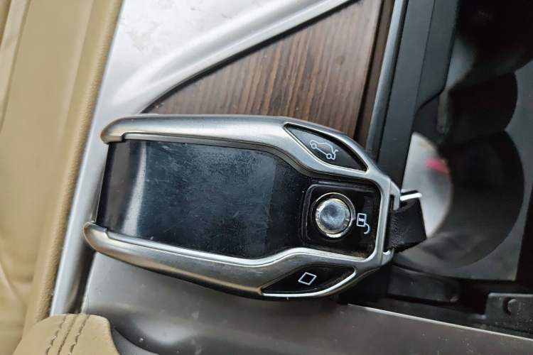 Used Jaguar XF 2014 XF 2.0T Prestige Edition
