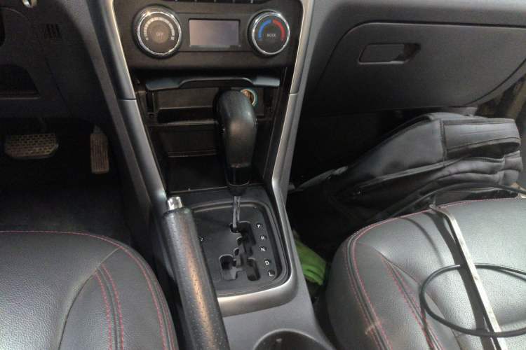 Used Chery Tiggo 3 2015 1.6L CVT ZhiShang Sport Edition