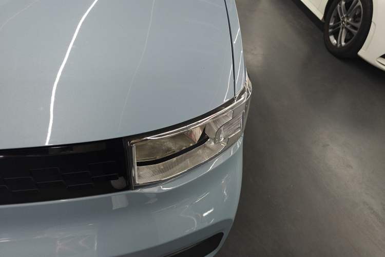 Used Wuling Hongguang MINIEV 2022 Easy Version Lithium Iron Phosphate
