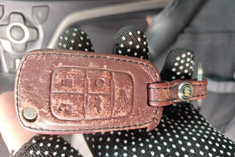 Used Buick LaCrosse 2014 2.0T SIDI Elite Tech Version Vehicle Key