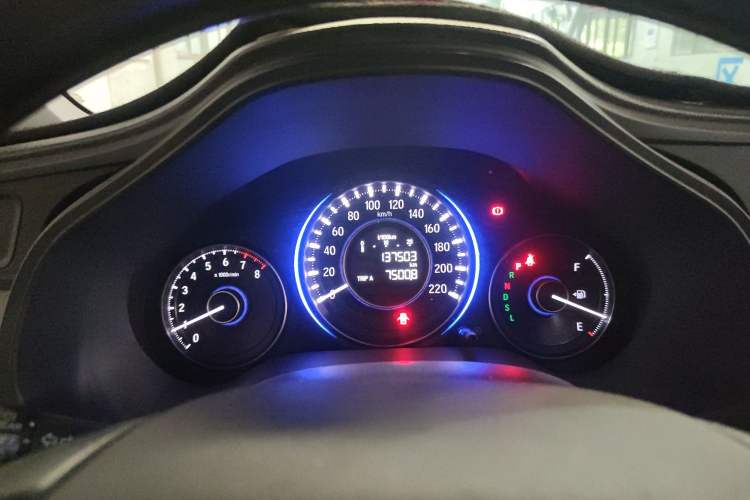 Used Honda Crider 2016 1.8L CVT Luxury Edition Odometer Close Up