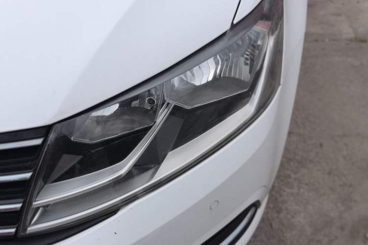 Used Volkswagen Lavida 2017 1.6L Manual Comfort Edition
