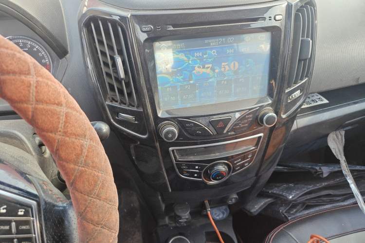 Used Great Wall M4 2014 1.5L Manual Comfort Model Audio And AC Panel