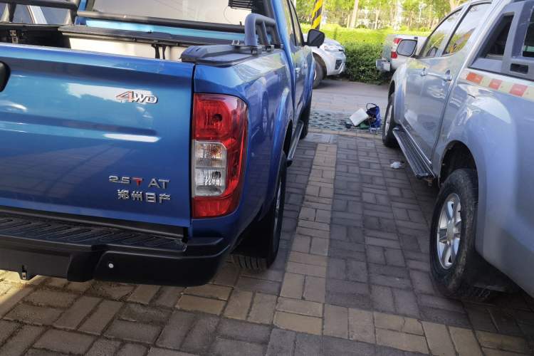 Used Dongfeng Ruichi 6 2021 2.3T Automatic Two-Wheel Drive Diesel Luxury Long-Box M9T