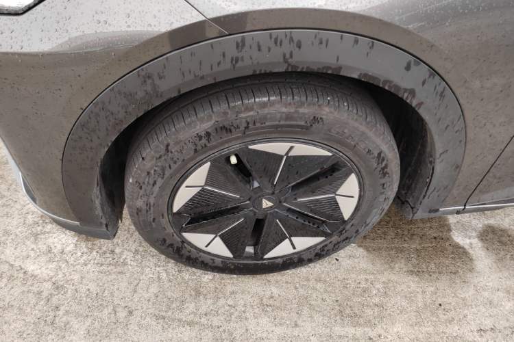 Used Deepal S07 2023 200Max Range-Extended Version Left Front Wheel Hub