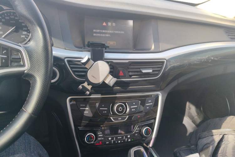 Used Geely Auto Emgrand GT 2015 1.8T Premium Model
