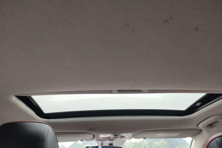 Used Kia KX Cross 2017 1.4L AT GLS