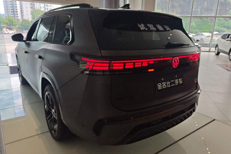 Used Volkswagen Teramont 2025 Tiguan Pro 450TSI Four-Wheel Drive Summit Edition Rear Left 45 Deg