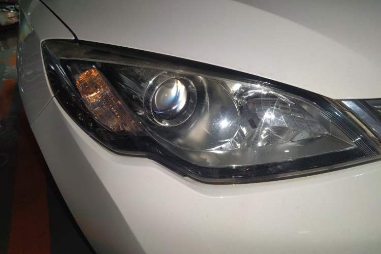 Used Roewe 360 2015 1.5L Automatic Luxury Edition
