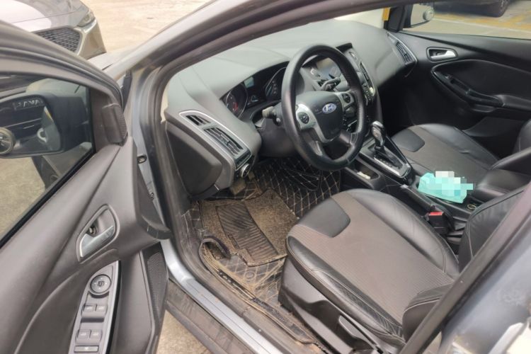 Used Ford Focus 2012 Hatchback 1.6L Automatic Fashion Edition