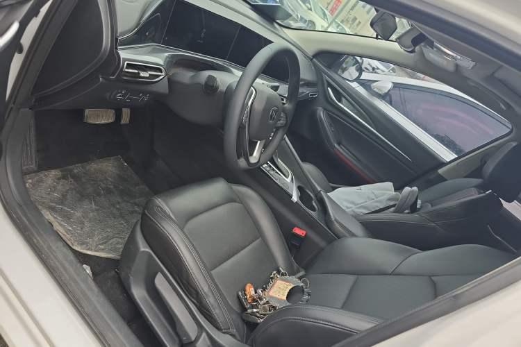 Used CHANGAN Eado 2020 PLUS Blue Whale NE 1.4T GDI DCT Prestige Model
