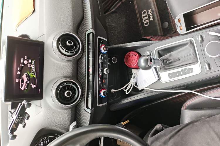 Used Audi Q2L 2018 35 TFSI Fashion Dynamic Version China V Emission Standard
