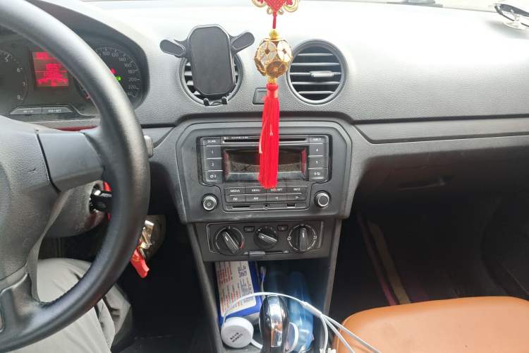 Used Volkswagen Jetta 2015 Value Edition 1.6L Automatic Fashion Version