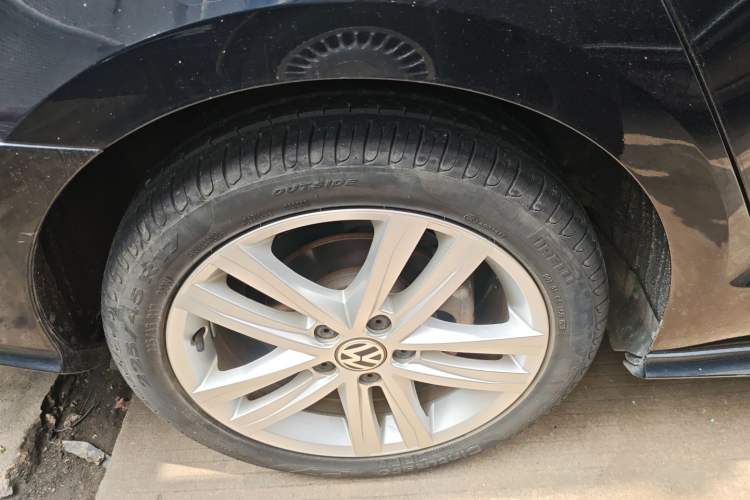 Used Volkswagen Sagitar 2018 280TSI DSG Ignite Edition Exterior 5