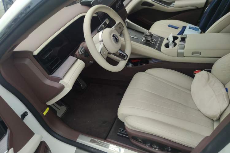 Used Denza Z9GT 2024 1100 Four-Wheel Drive Ultra Version