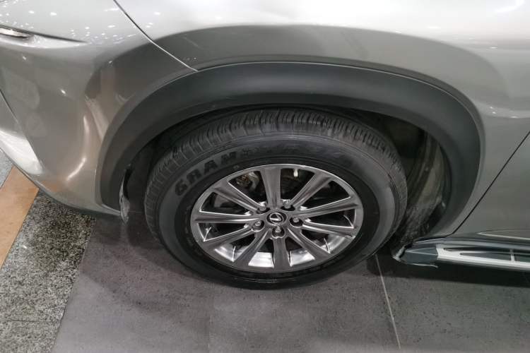 Used Lexus NX 2018 300h Front-Wheel-Drive FENGSHANG Version China V Emission Standard
