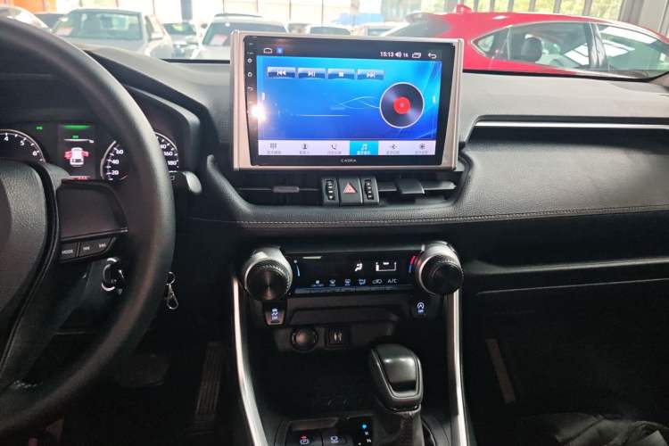 Used Toyota Wildlander 2022 2.0L CVT Two-Wheel Drive Leading Edition Audio And AC Panel