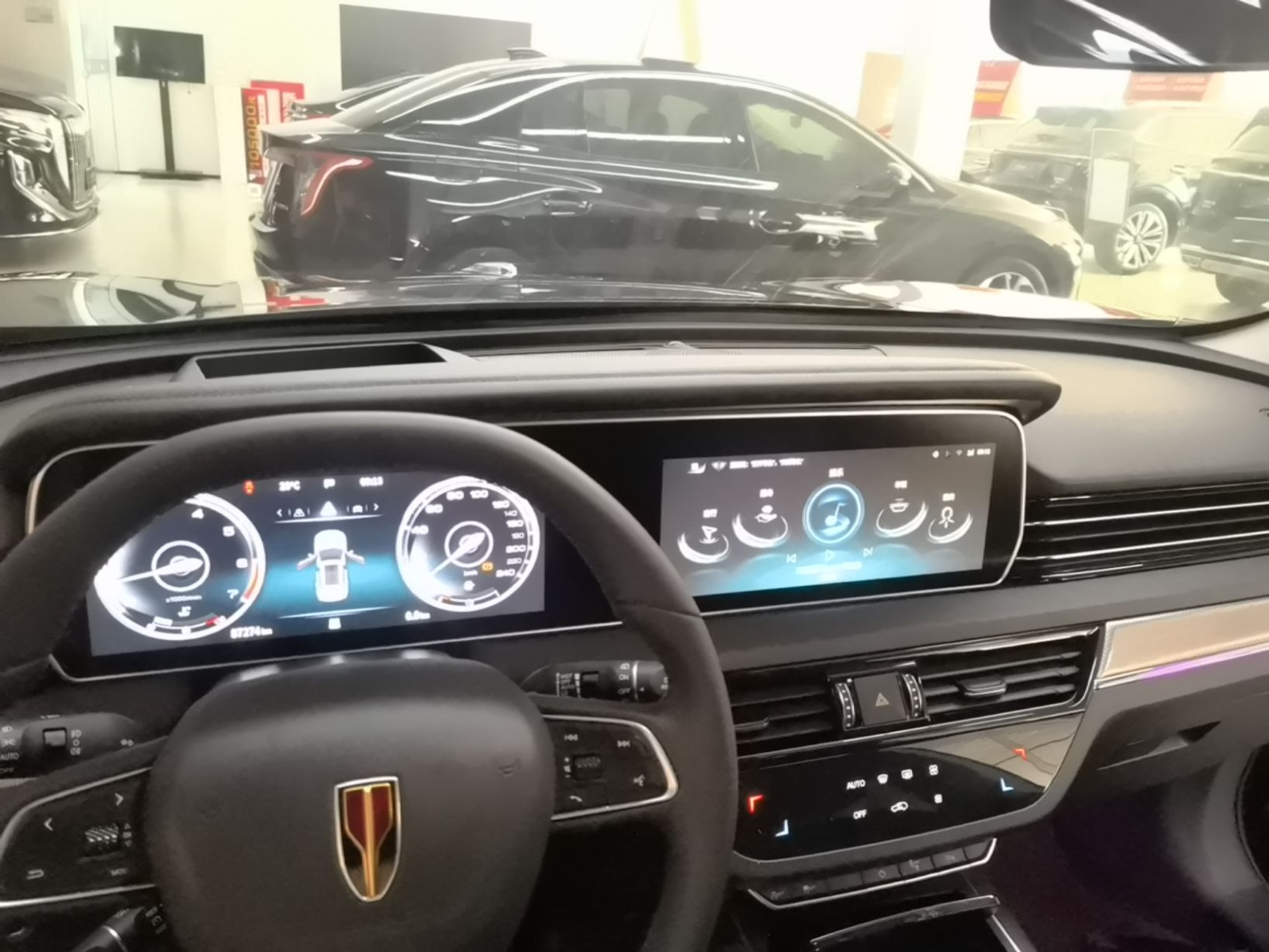 Hongqi HS5 2022 Revised Version 2.0T Smart Connect Flagship Edition — снимка 12