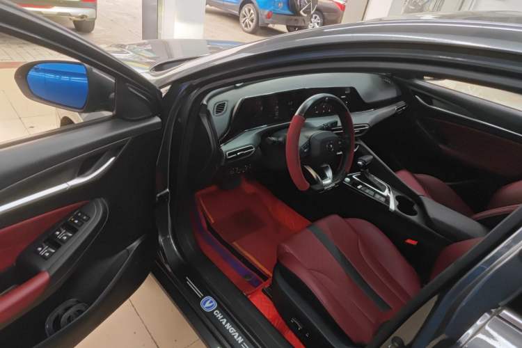 Used CHANGAN Eado 2021 PLUS Blue Whale NE 1.4T GDI DCT Flagship Model Driver Seat