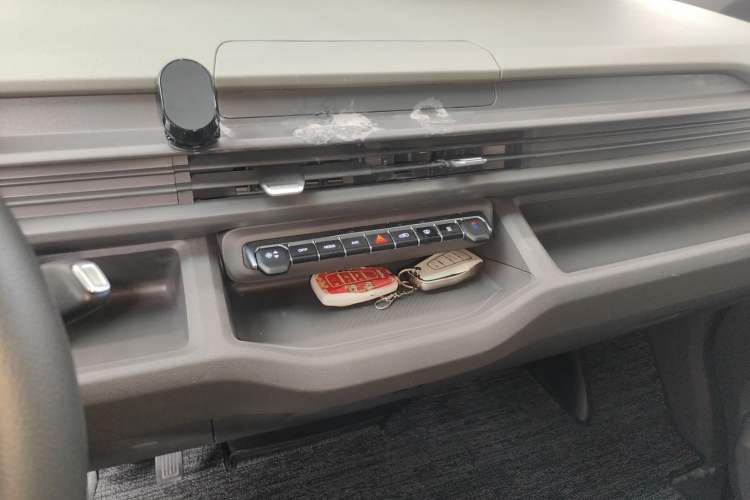 Used Farizon Xingxiang V 2025 Star Enjoy V7E Functional Edition Smart Edition Xuanwu 51.4 kWh
