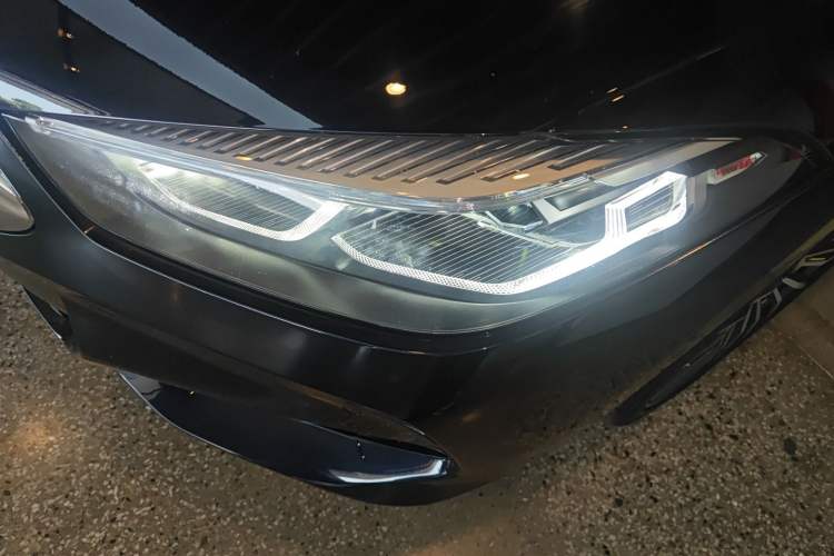 Used BMW 8 Series 2021 Facelift 840i Four-Door Coupe M Sport Package