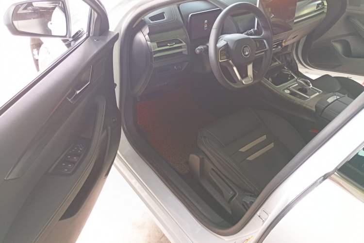 Used BYD Qin Pro New Energy 2018 DM 1.5TI Automatic Smart Connect Dynamic Model