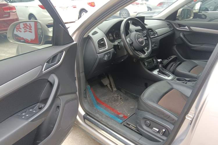 Used Audi Q3 2017 35 TFSI Fashion Model