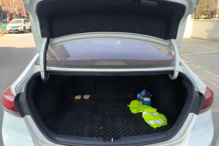 Used Hyundai Elantra (6th Generation / Lingdong) 2016 1.6L Automatic ZhiXuan – Elite Version