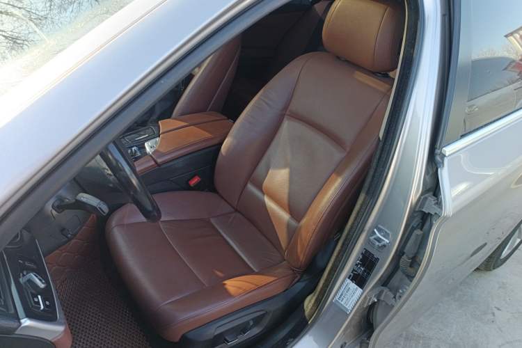 Used BMW 5 Series 2017 520Li Elegant Edition
