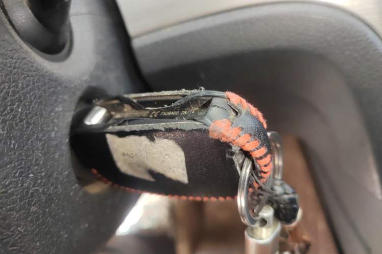 Used Volkswagen Lavida 2013 Restyled Classic 1.6L Manual Comfort Edition
