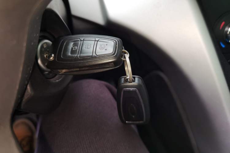 Used Ford Kuga 2015 1.5L GTDi Two-Wheel Drive Fashion Edition
