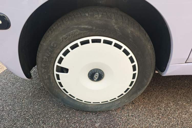 Used Chery QQ Ice Cream 2024 120km Cone Left Front Wheel Hub