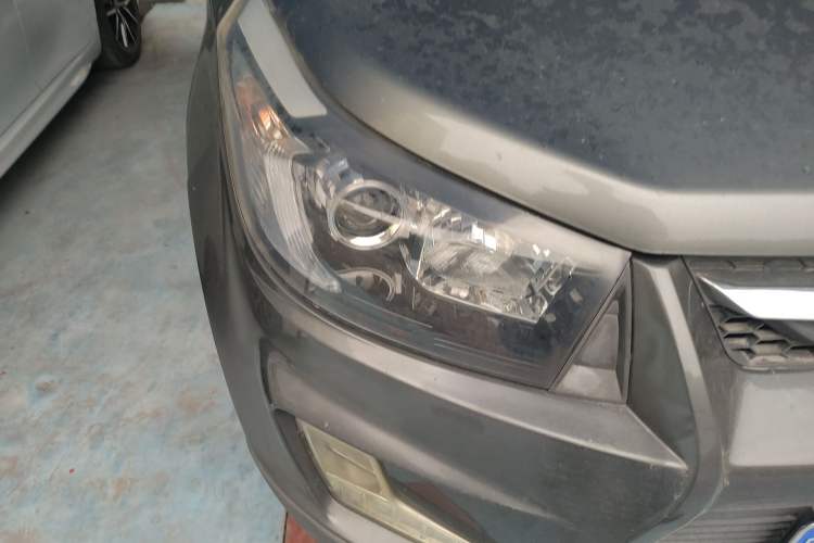 Used HYOSOW S3 2015 1.5L Luxury Model China V Standard
